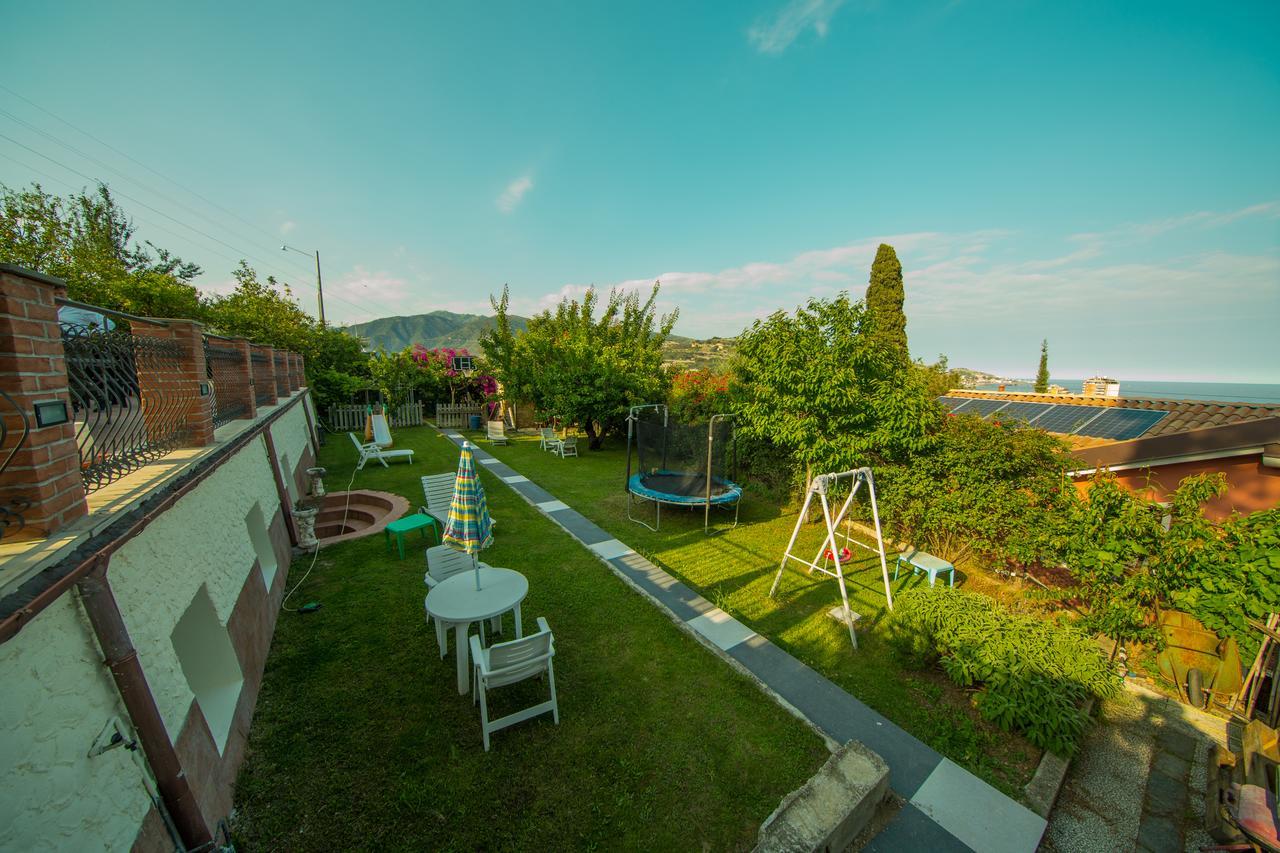 La Dolce Vita Arma di Taggia Extérieur photo